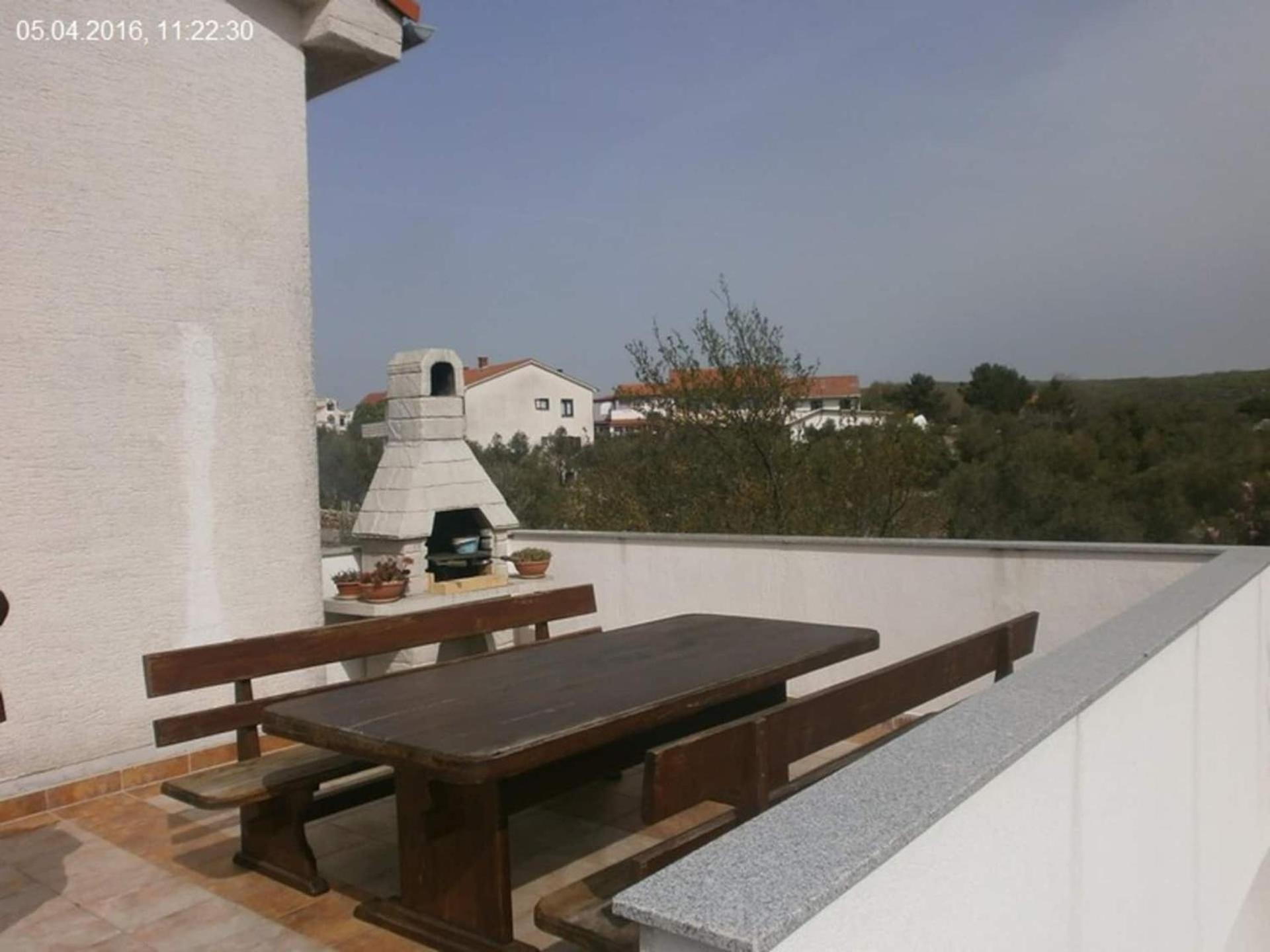 Family Apartments Viva Close To The Beach Krk Town Dış mekan fotoğraf