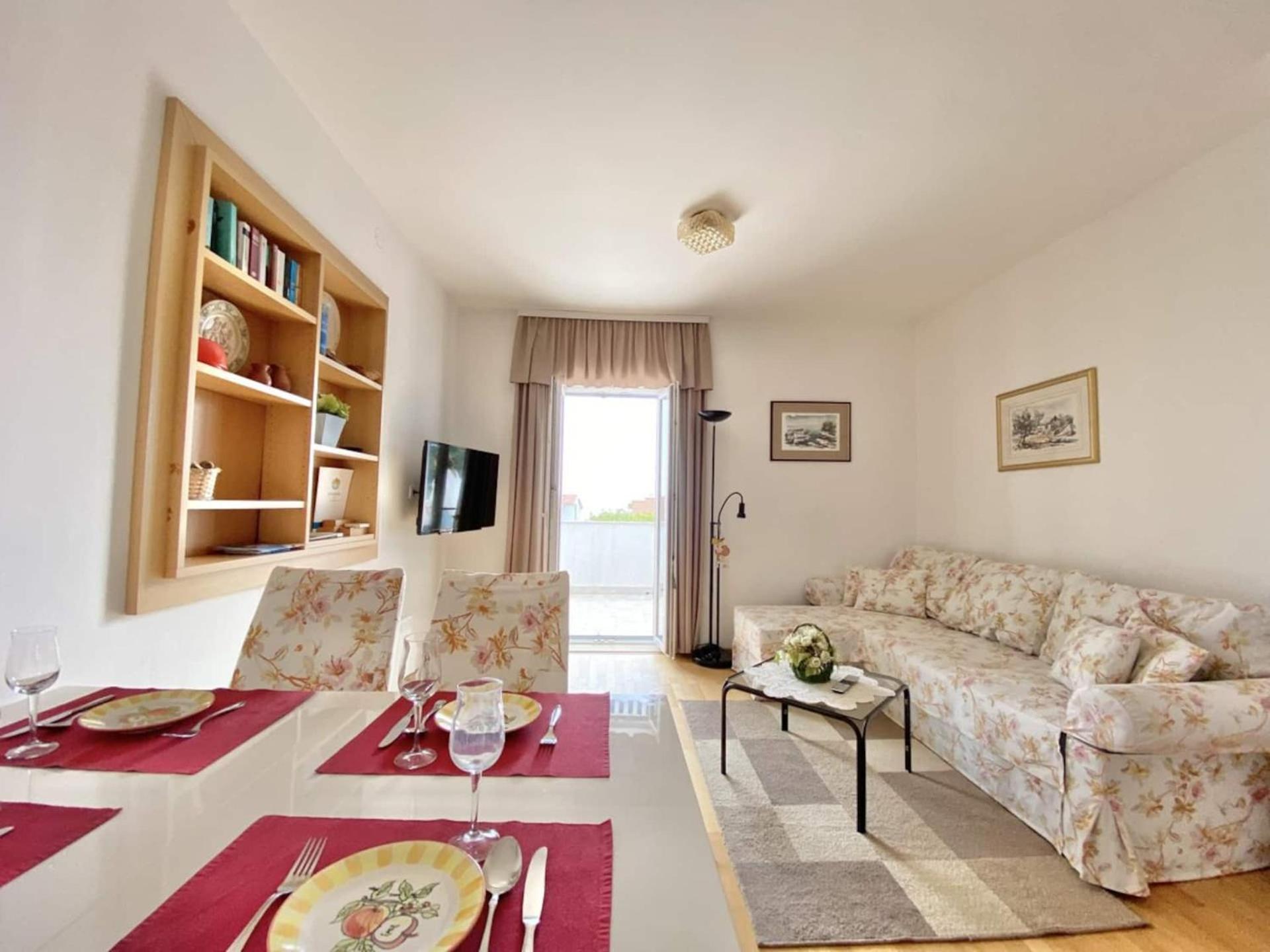 Family Apartments Viva Close To The Beach Krk Town Dış mekan fotoğraf